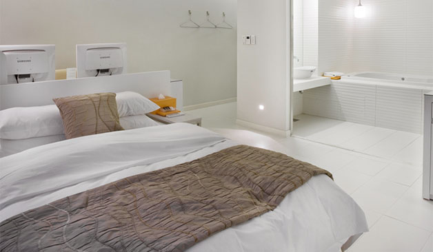 부천 신중동역 1인샵 유정